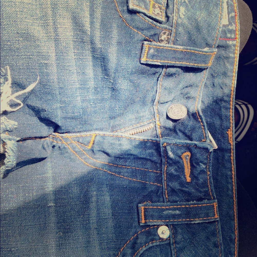 True religion (joey cut off)